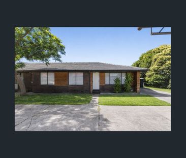 Comfortable 3 Bedroom Living in a Convenient Clayton South Location - Photo 1