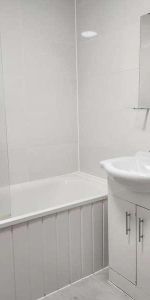 Chapel Street, Woking, GU21 - Photo 4