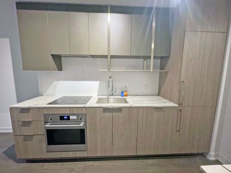 For Lease - 15 Holmes Avenue Unit# 1907, Toronto, Ontario - Photo 4