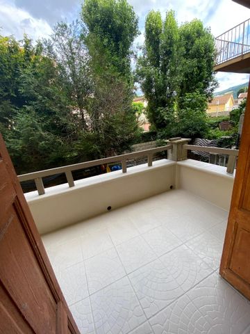 Location Appartement 2 pièces 44m² ST CHAMOND 42400 - Photo 5