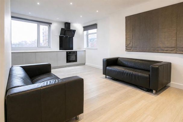 5 bedroom house to rent - Photo 1