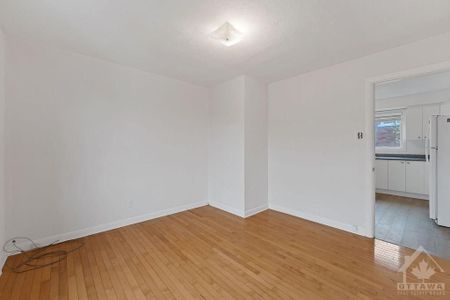 For Lease - 143 GRANVILLE Street Unit# 3, Vanier and Kingsview Park, Ontario - Photo 2
