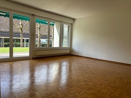 Moderne , grosszügige Wohnung mit viel Raumgefühl und sonnigem Balkon - Foto 4