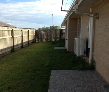 LARGE FAMILY HOME - Photo 2