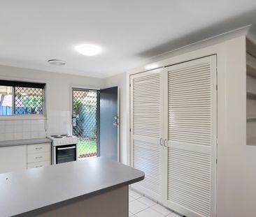 Short walk to the Beach & Park Beach Plaza - Photo 2