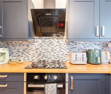 Room in a Shared Flat, St. Clair Street, EH6 - Photo 4