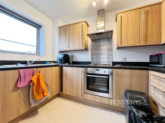 2 bedroom apartment to rent - Photo 1