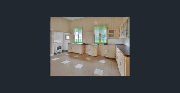 CHARMING SPACIOUS HOME CLOSE TO TOWN - Photo 1