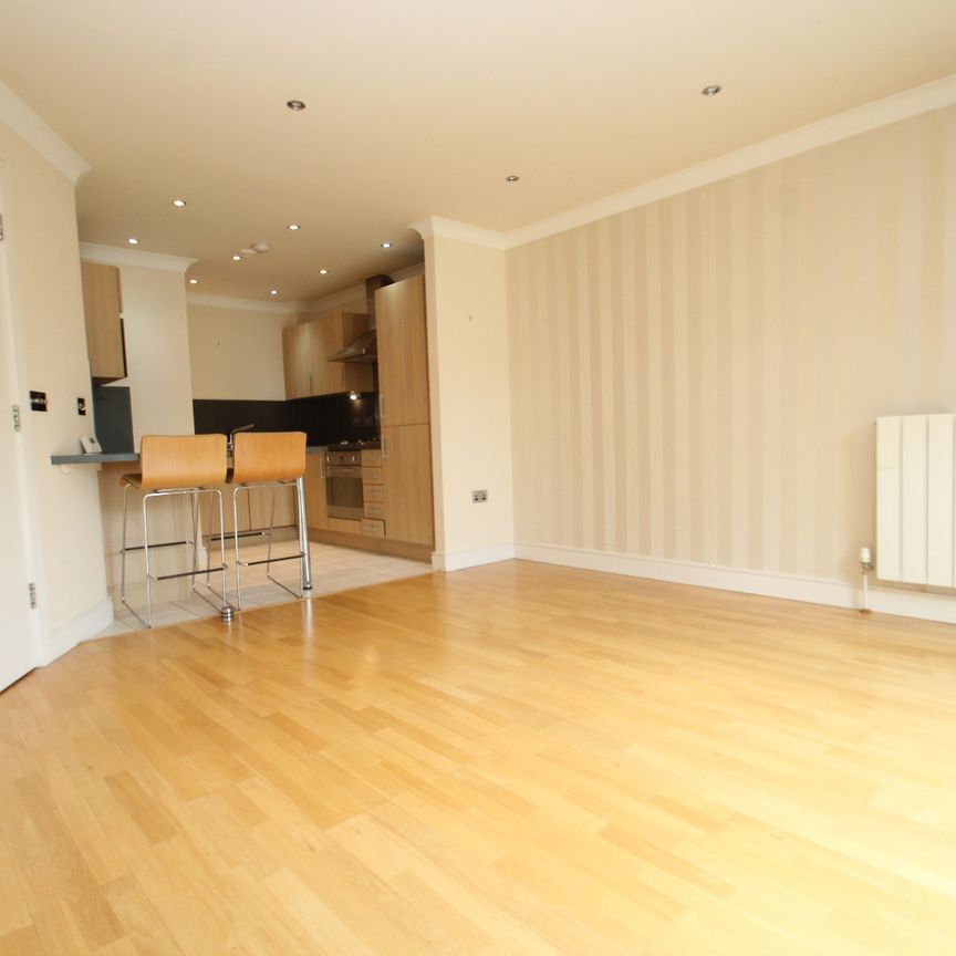 2 bedroom apartment to rent - Photo 1