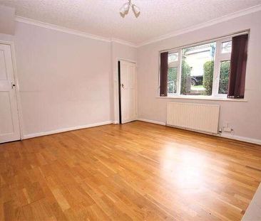 Goldings Road, Loughton, IG10 - Photo 2