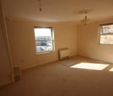 2 bedroom Flat To Let Total Size: 636 SQ FT - Photo 5