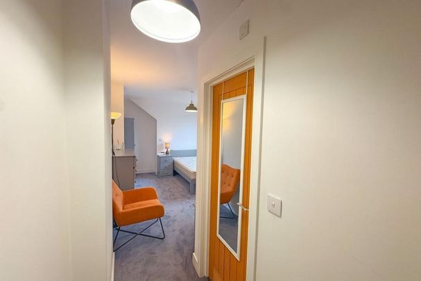 1 bedroom in a house share to rent - Photo 1