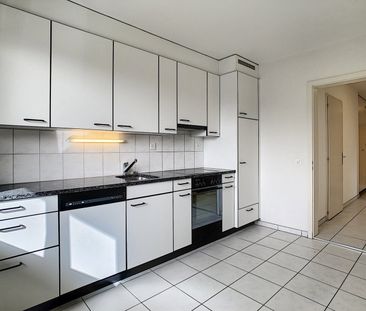 Lumineux 3½ pièces proche toutes commodités - Photo 2