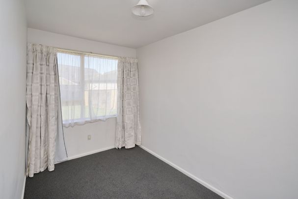 Tidy Two Bedroom Flat in Addington - Photo 1