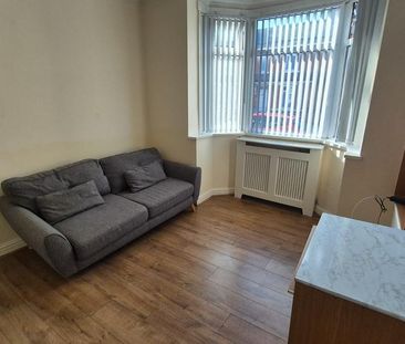 4 bedroom terraced house to rent - Photo 1