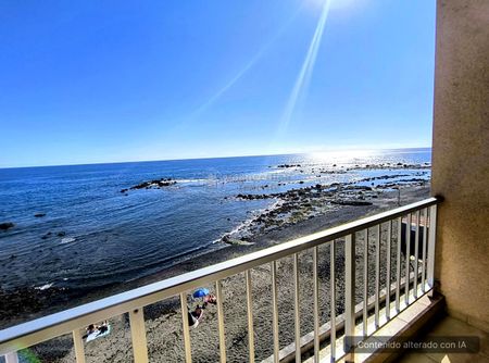 **To rent in Las Galletas, 2 bedroom apartment - Photo 3