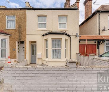 Connop Road, Enfield EN3, London - Photo 5