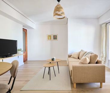 Avinguda de la Malva-Rosa, Valencia, Valencian Community 46011 - Foto 6