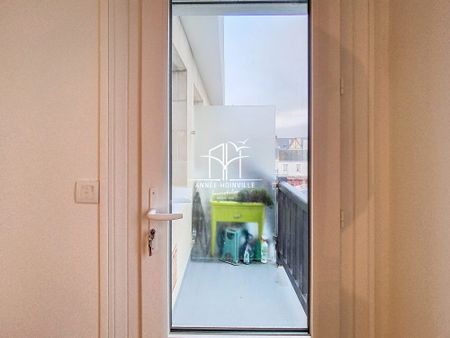 Location Appartement 1 pièce 30m² BLONVILLE SUR MER 14910 - Photo 5