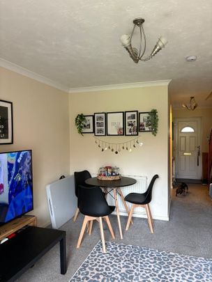 2 Bed Terraced House, Springford Gardens, SO16 - Photo 1