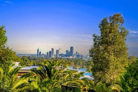 Versatility and views, sophistication and situation! - Photo 3