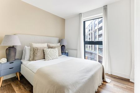 2 Bed Flat, Osiers Road, SW18 - Photo 5