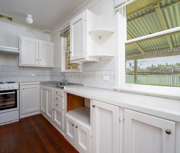 4 Helen Avenue, Armidale, NSW 2350 - Photo 4