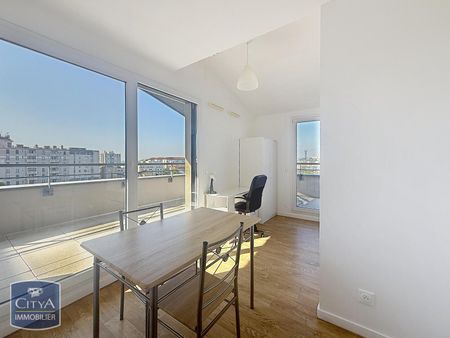 Location Appartement 1 pièce 30m² LYON 7ème - Photo 3