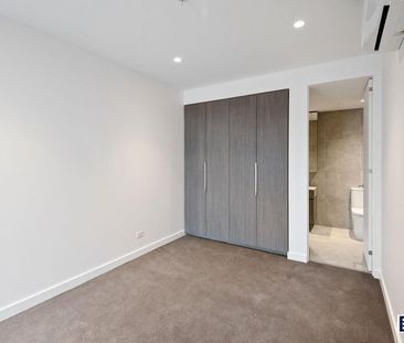 Next to new - Two bedroom modern apartment - Photo 3