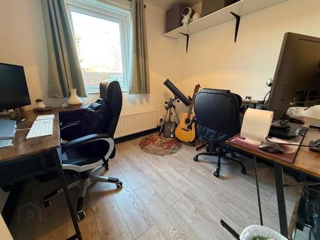 9a Blakeley Terrace, Belfast, BT12 5HR - Photo 3