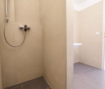 Lichtdurchflutete 2-Zimmer-Wohnung mit 20 m² Terrasse und Grünblick... - Photo 6