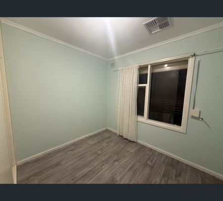 285 Wright Road, Valley View, SA 5093 - Photo 5