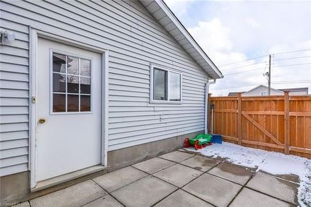 286 Grange Road, Guelph - Photo 3