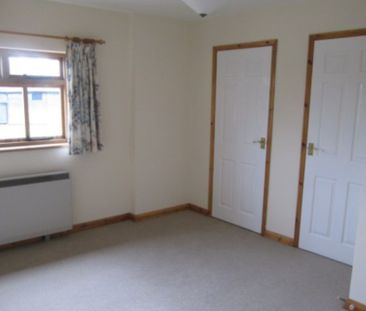 The Granary, Wadesmill, Ware - Photo 2