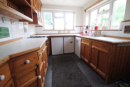 Bridge Road, Uxbridge, UB8 - Photo 5