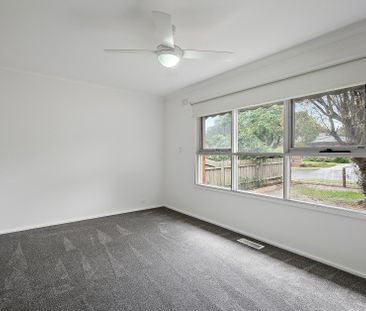 3 Andrew Street, Mooroolbark - Photo 1