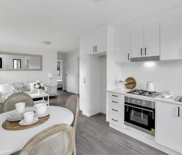 Stunning townhouse - Only 2.7km from Lithgow Town Centre !!! - Photo 5