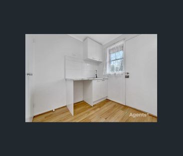 2 Bedroom Unit For Rent - Photo 3