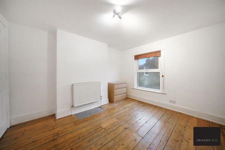 3 bedroom apartment to rent - Photo 4