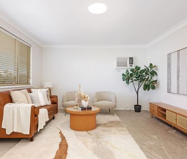 8 Elwood Crescent, Quakers Hill NSW 2763 - House For Rent | Domain - Photo 5