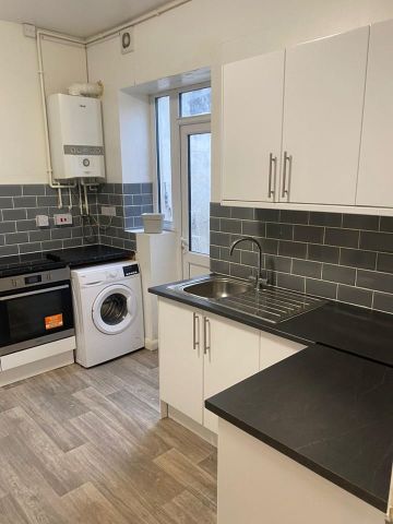 1 Bed Flat, Seymour Road, BS5 - Photo 4