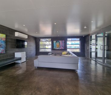 Room Accommodation- All Bills Included* - Photo 4