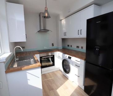44 Olympia Drive, Belfast, BT12 6NH - Photo 5