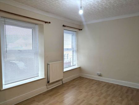 Bassett Terrace, Pwll, Llanelli, SA15 4DU - Photo 5