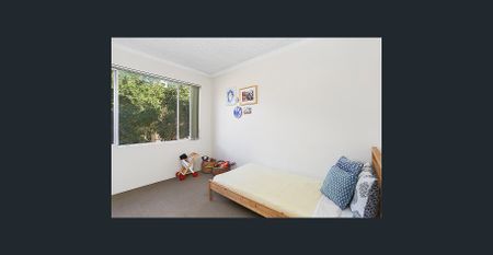 Easy Living In Prime Location - Photo 4