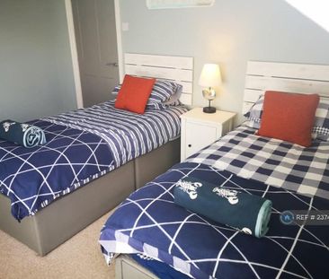 2 bedroom flat to rent - Photo 6