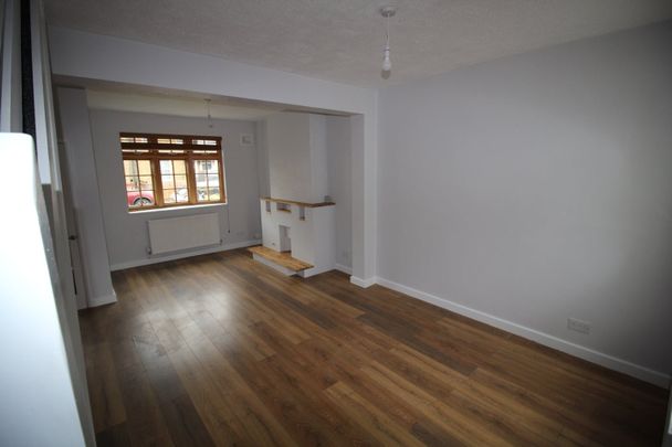 2 Bed Terraced House, Glendish Road, N17 - Photo 1