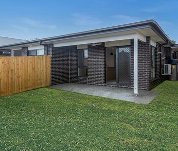 $530 3 BEDROOM HOME! / $2,120 Bond - Photo 1