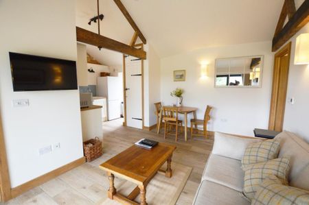 1 bedroom barn conversion to rent - Photo 2