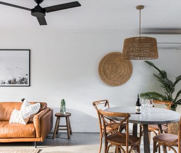Beautifully Renovated & Fully Furnished Sunshine Beach Retreat - Photo 5